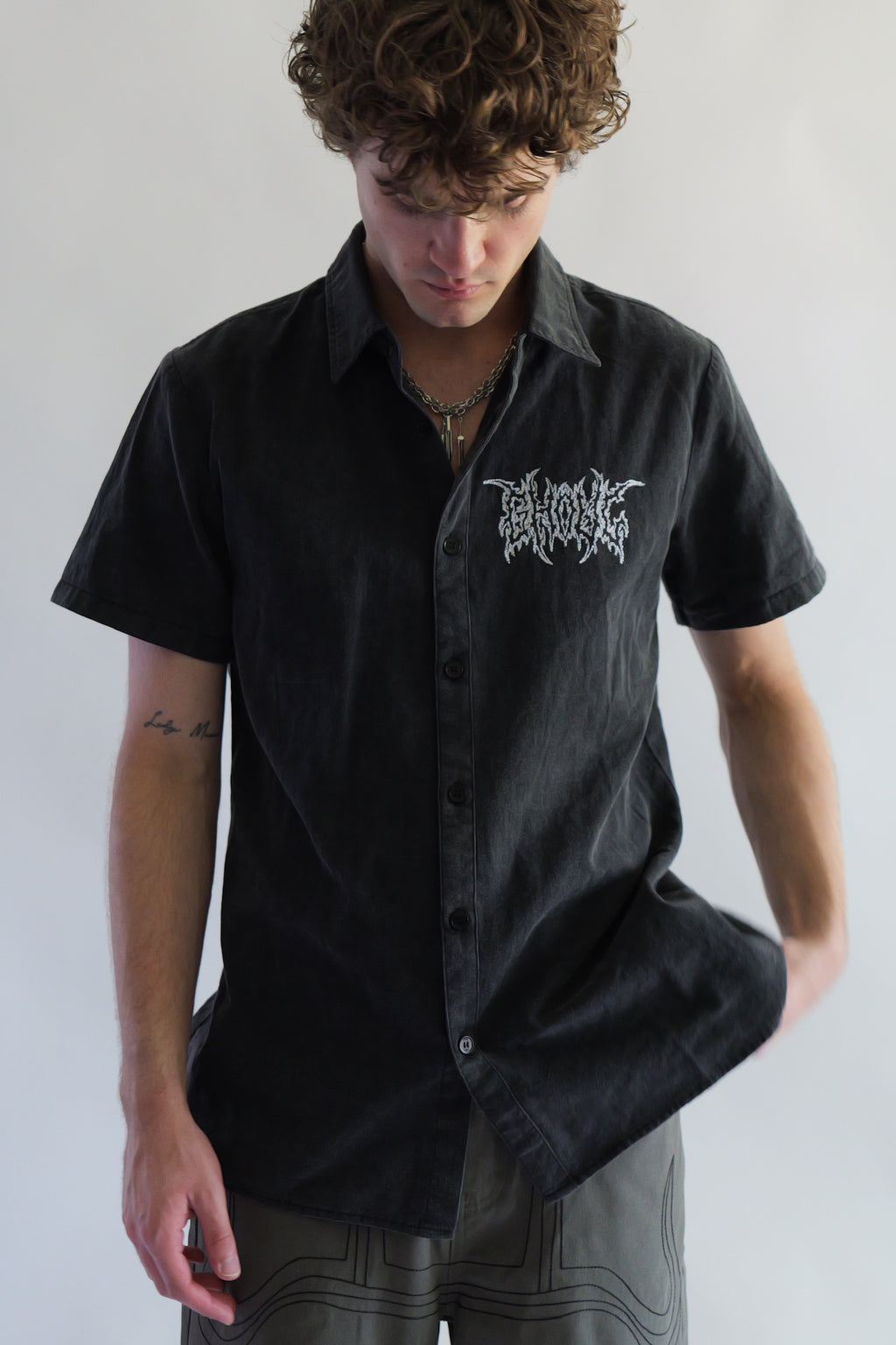 Centipede Button up