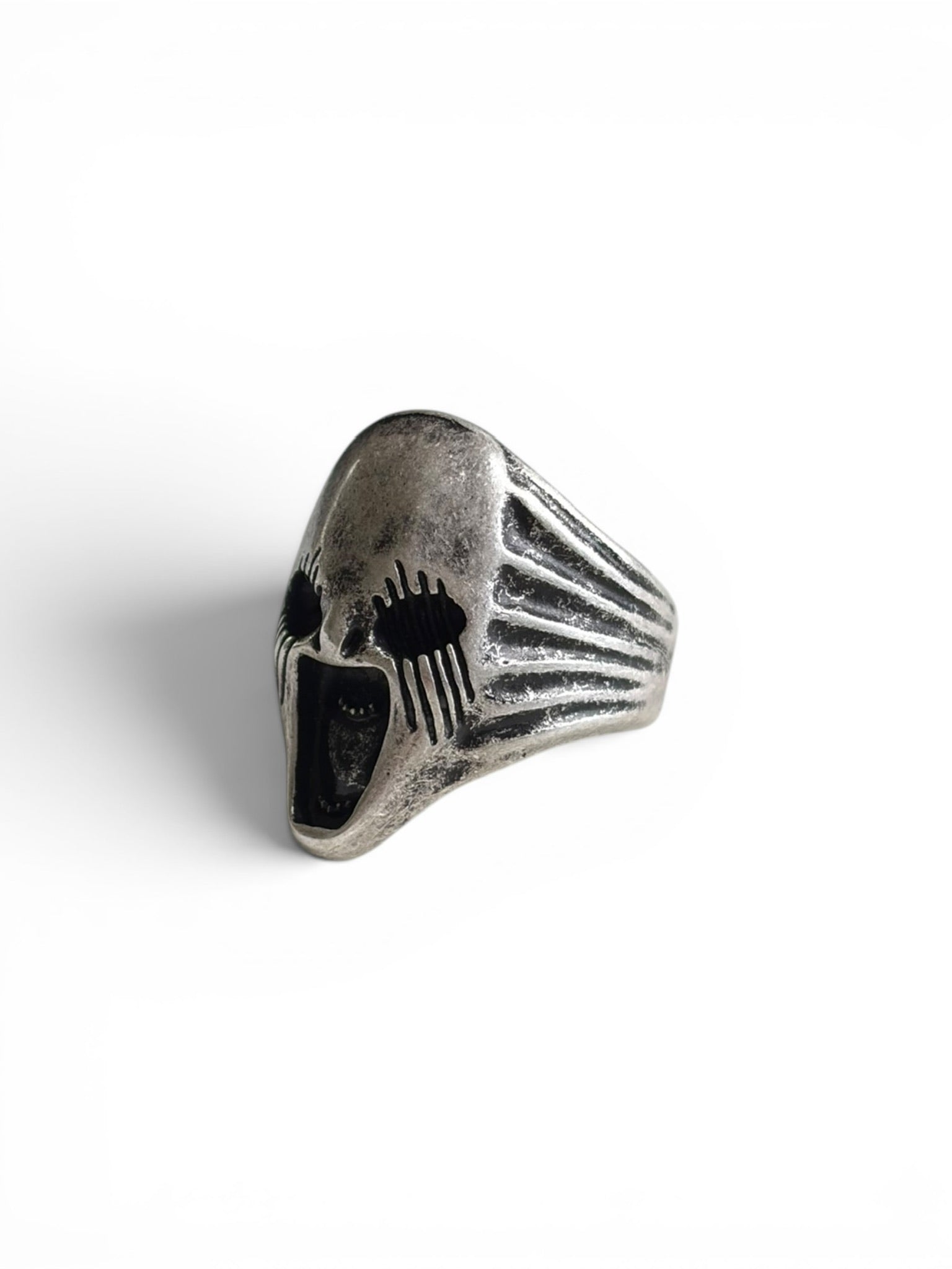 Judgement ring – VeesClothing
