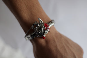 Chainsaw bracelet