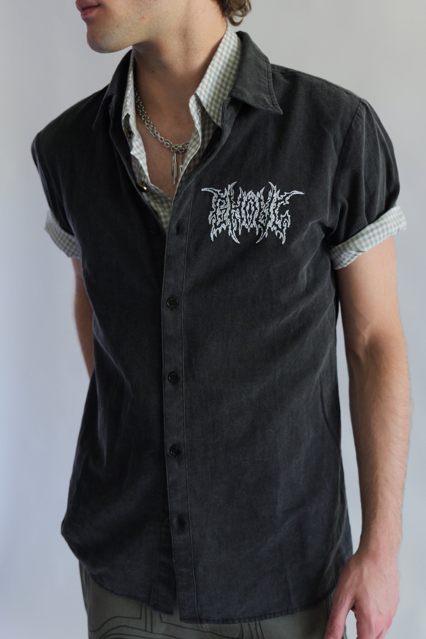 Centipede Button up