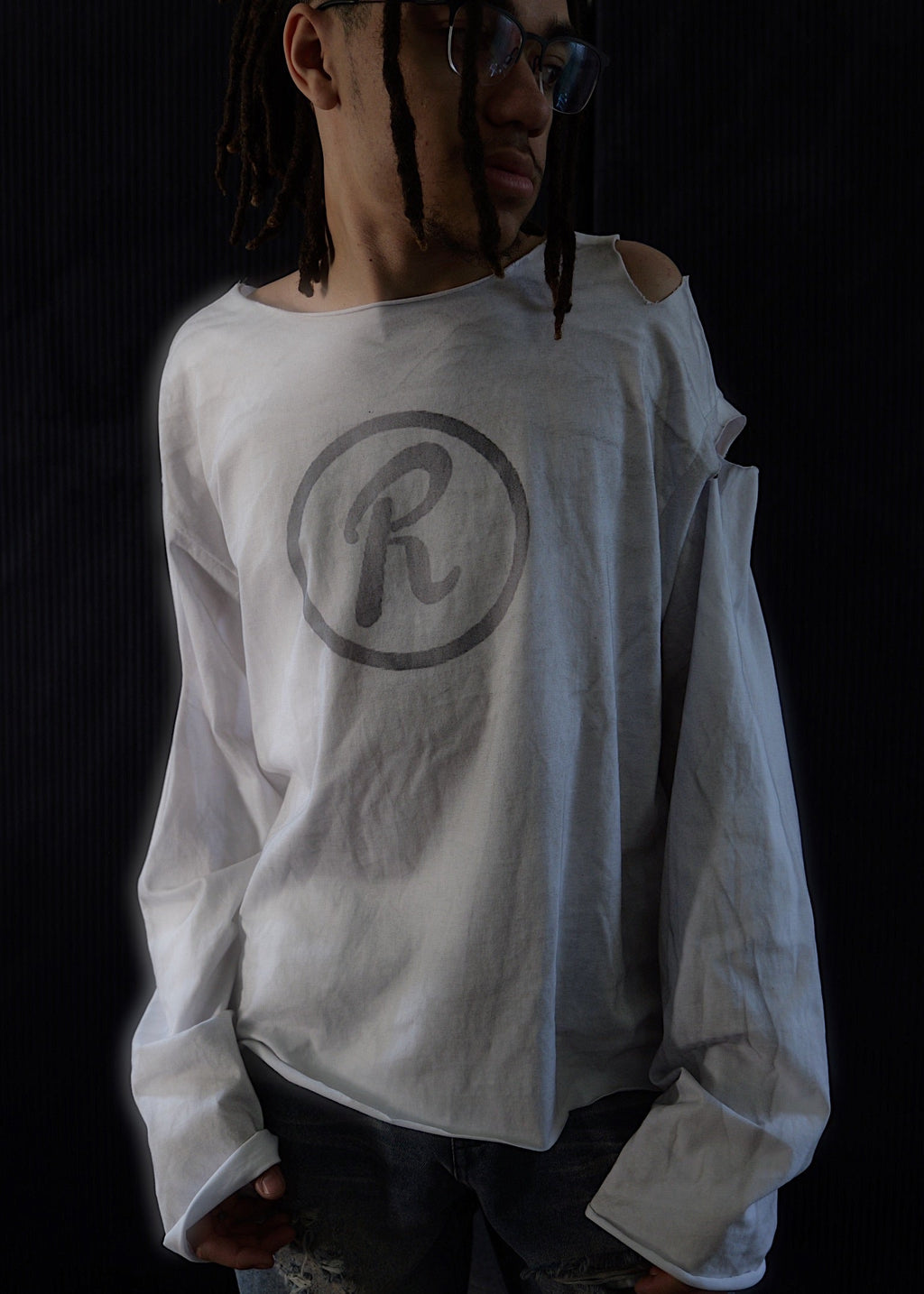 PRE ORDER Ripped longsleeve