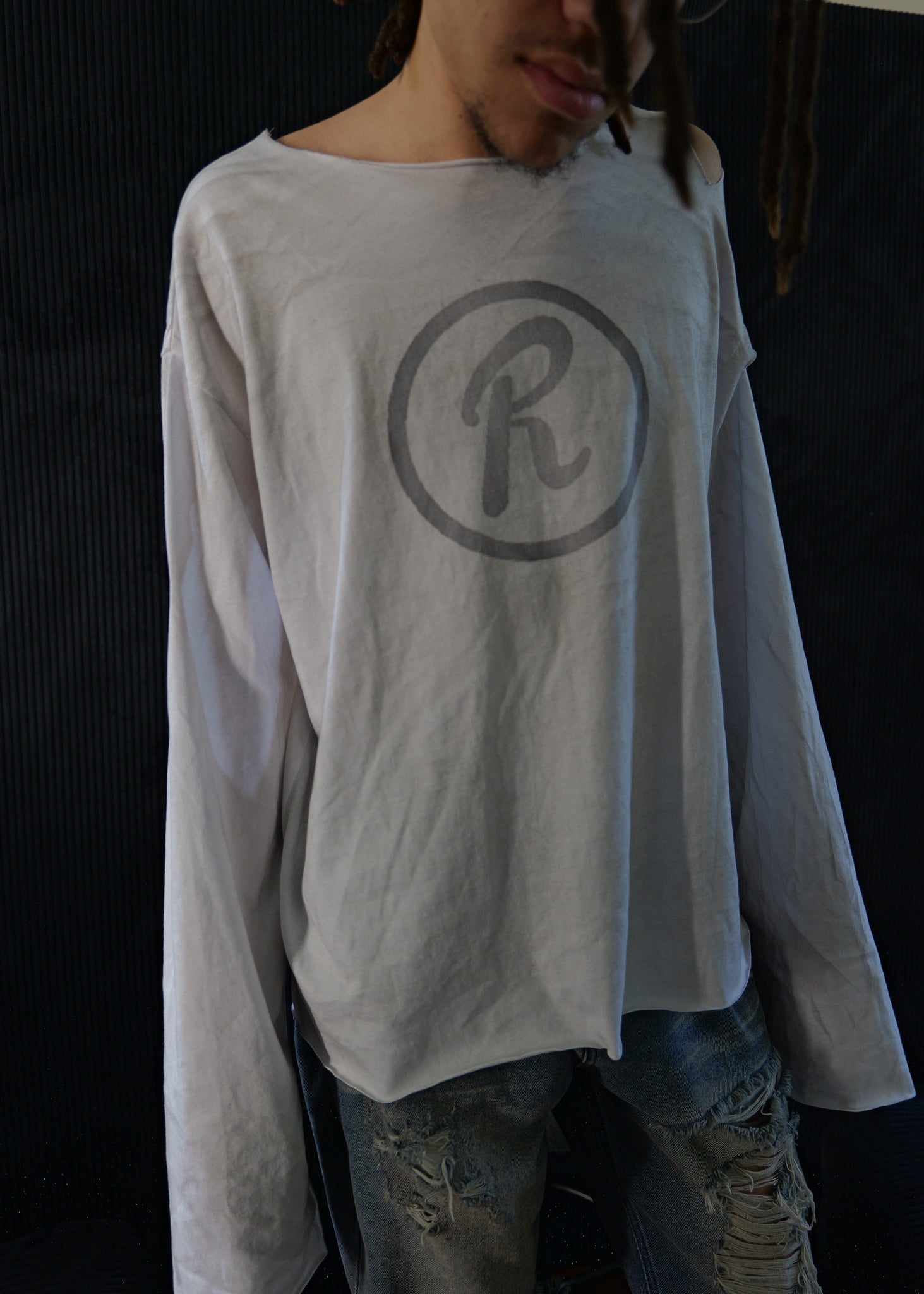 PRE ORDER Ripped longsleeve