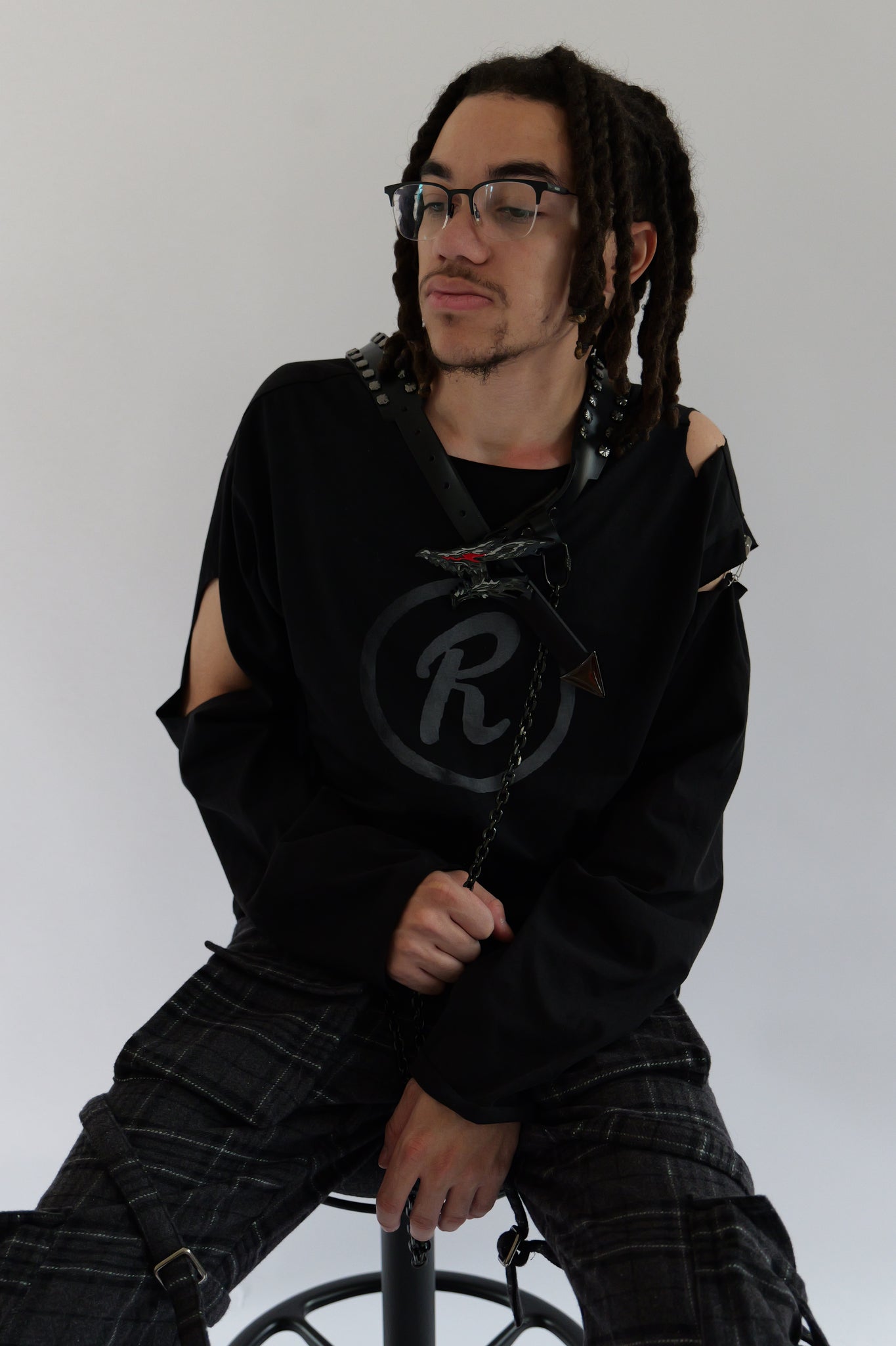 Black Ripped longsleeve