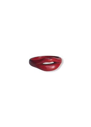 Red lip ring