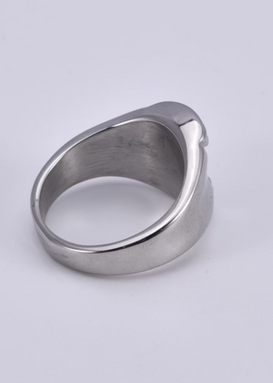 Fang ring